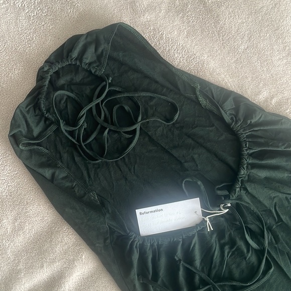 REFORMATION // Spiro dress forest green (L) - Picture 4 of 5